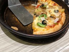 -必胜客(证大大拇指店)
