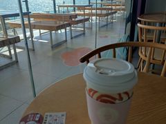 靠窗位-太平洋咖啡(海天驿站店)