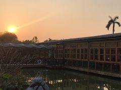 -花溪雨·森林餐厅(石基店)