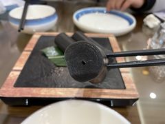香滑黑芝麻卷-喜喜酒家·纯手工点心·粤菜