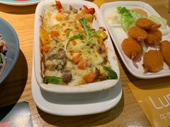 -菲滋意式休闲餐厅(北仑银泰城店)