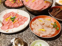 -辉哥火锅(虹桥路店)