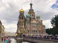 -滴血救世主教堂