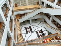 -公益图书馆(江南大学店)