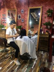 -艺漾理发店