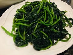 -东馆和天下特色餐饮(工农店)