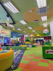 -莫莉幻想儿童乐园(武汉金银潭永旺店)