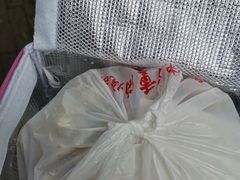 -严氏重油烧麦(民权路店)