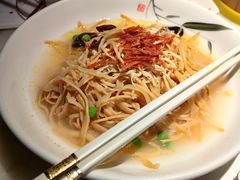 -吴越荣记苏州菜·松鼠桂鱼100%活鱼现做(月光码头店)