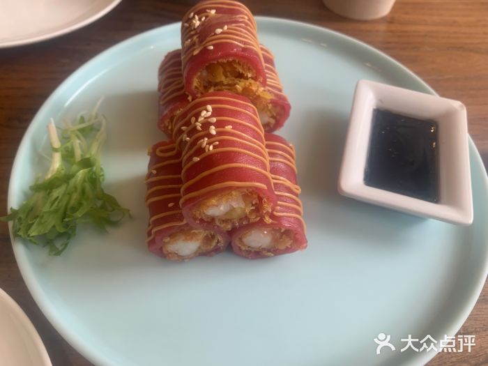 十二悦厨·茶餐厅(比斯特上海购物村店)金沙鲜虾红米肠图片