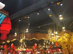 -老滇山寨•云南特色菜•地方菜•民族风情歌舞表演(金碧店)