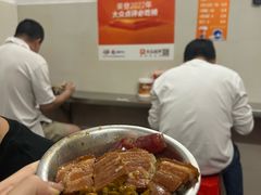 -梁阿婆廿年老牌扣肉糯米饭