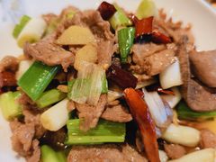 -湖泉水云间餐厅·弥勒地道菜(B座店)