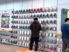 -Apple零售店(华贸购物中心店)