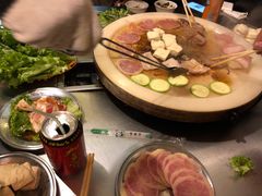 农家野山土猪肉-老姐石板烧烤+铜炭火锅(总店)