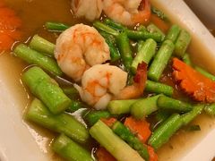 -J Daeng Seafood