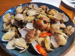 -JINNS锦时 steak&pizza(浸信会礼拜堂旧址店)