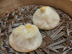 活拆蟹黄小笼包-成隆行·蟹王府(九江路店)