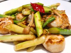 烧汁白玉菇炒带子-尚一汤·粤菜海鲜(环球港店)