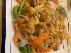 -鹤乡东北菜(崮山路店)