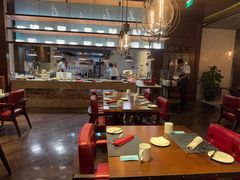 -恰餐厅及酒吧 CHAR Bar & Grill (北京丽都皇冠假日店)