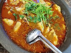 -灶知轩湘西石锅鱼(万佳广场店)