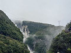 -蝶舞清江·恩施地心谷景区