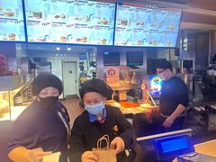 -麦当劳(西客站店)