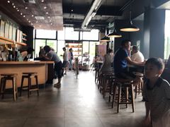 大堂-星巴克(天津工华道智慧山店)
