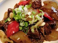 -八府香鸭·啫啫煲(华山路店)
