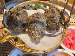 -包整·丝娃娃(一览甲秀楼风景店)