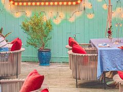 -弦月窗LUNETTE BY AMANDA(复兴路店)