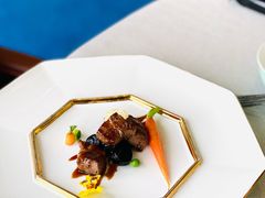 黑金雪花牛肉粒-世博源公馆·本帮融合菜·主题包厢·江景餐厅