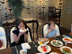 -圣丰索菲特·2 On 988 Café 自助餐厅