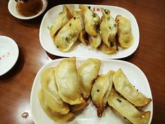 -小姜锅贴(凤凰街店)