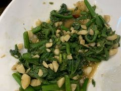 -黄泥岗·地道湖北菜(奥特莱斯店)