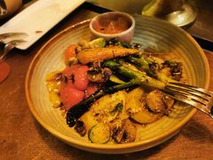 -斯普汇生蚝牛排馆(中骏世界城店)