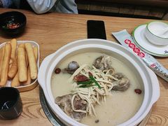 筒骨砂锅-骨捞专家·金华砂锅(西田城购物中心店)