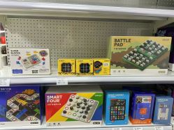 -玩动奇季品牌玩具超市