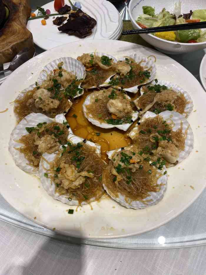 宝燕海鲜(喜玛拉雅店)-"味口很好的两个人 下雨天还跑到宝燕去吃一.