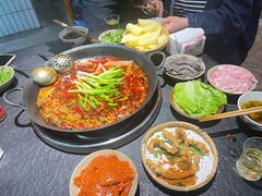 -四小区火锅·巷子里的重庆火锅(花照壁店)
