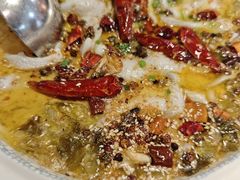 -鱼亨小鲜酸菜鱼(大信店)