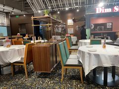 大堂-稻香酒家·34年老字号·港式粤菜(汉街店)