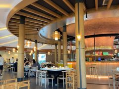 -茅草房·河畔园林火锅