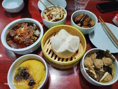 -窄巷子陕菜馆·地道陕西菜(粉巷店)