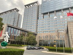 -上海虹桥西郊假日酒店