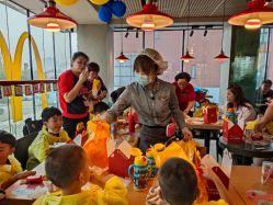 -爱乐婴童水育早教中心·儿童游泳中心(田园商业广场店)