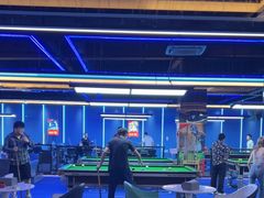 -中8台球俱乐部(龙跃大厦店)