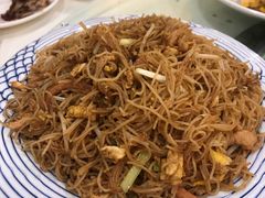 -渝君重庆火锅(嘉宾路店)