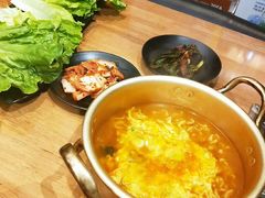 -肉甲韩国木炭烤肉(新壹街1店)
